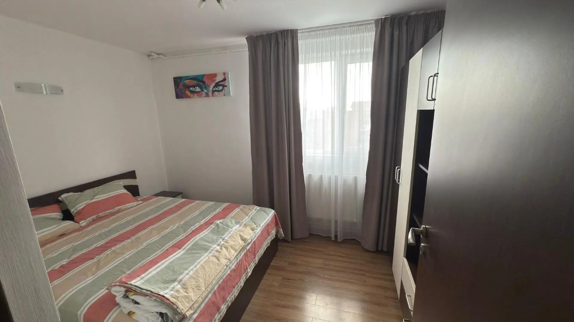 Apartament 2 Camere Drumul Taberei Bukarest Apartment